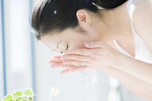 春季敏感肌肤护肤，保湿锁水仍然是重中之重！