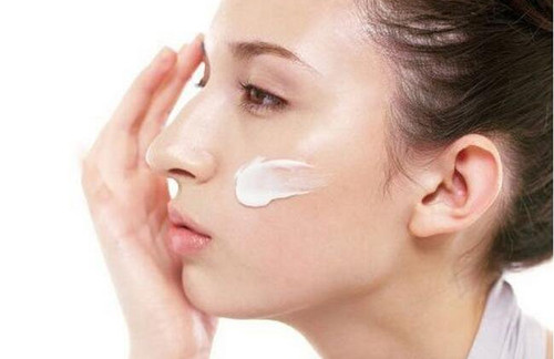 敏感肌适用的面霜，为什么使用后感觉脸有些刺痛？